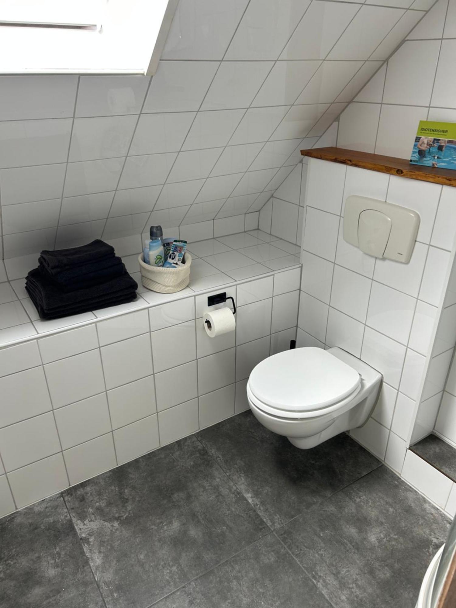 Gemuetliches Privates Apartment Oberhausen  Exterior foto